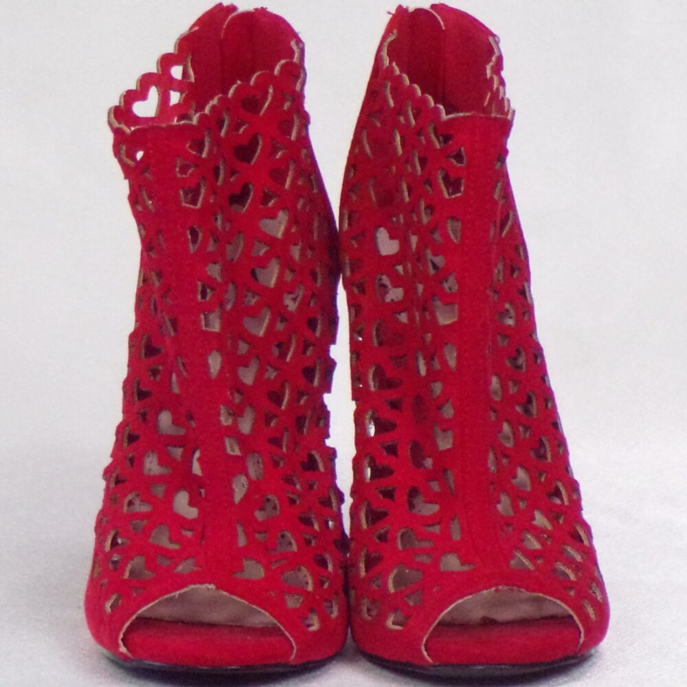 MADISON BY SHOEDAZZLE size 7 red faux-suede ultra-high-heel ankle booties - Picture 7 of 16